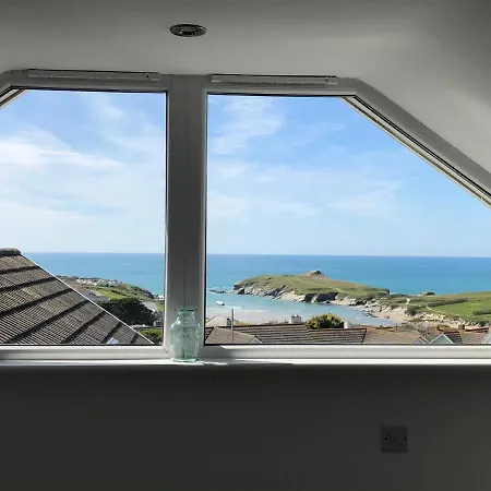 Six By The Sea - 2 Bed House - A Little Something For Everyone Saint Columb Minor Exterior photo