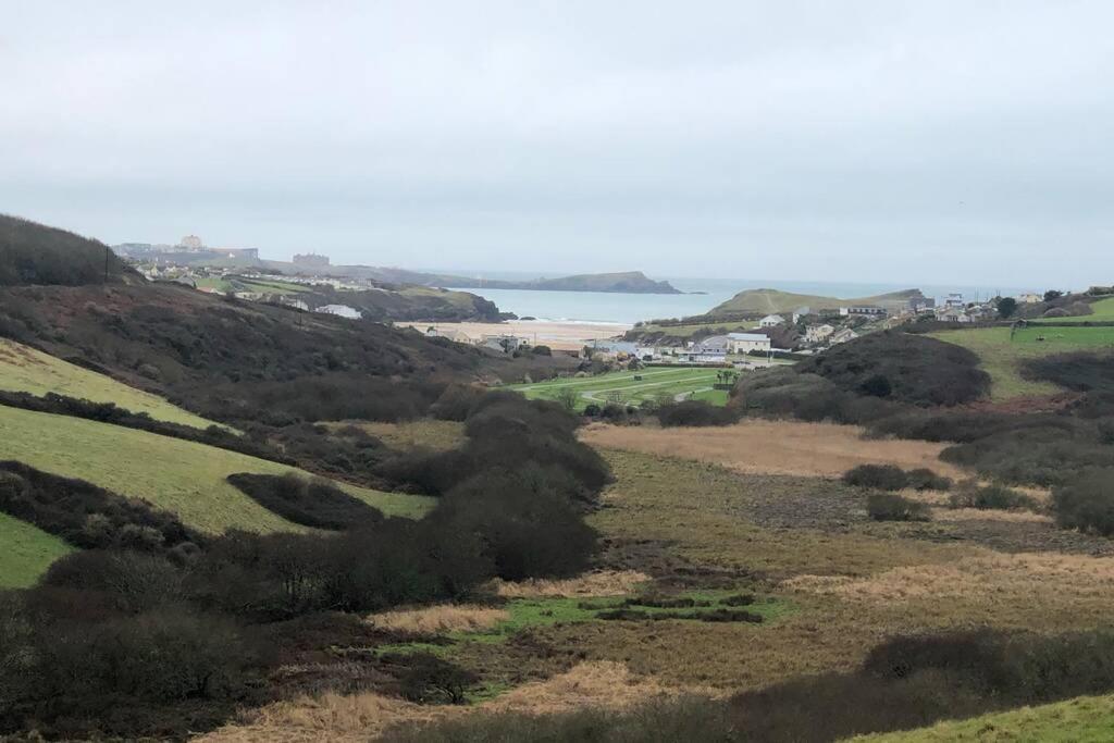 Six By The Sea - 2 Bed House - A Little Something For Everyone Holiday home