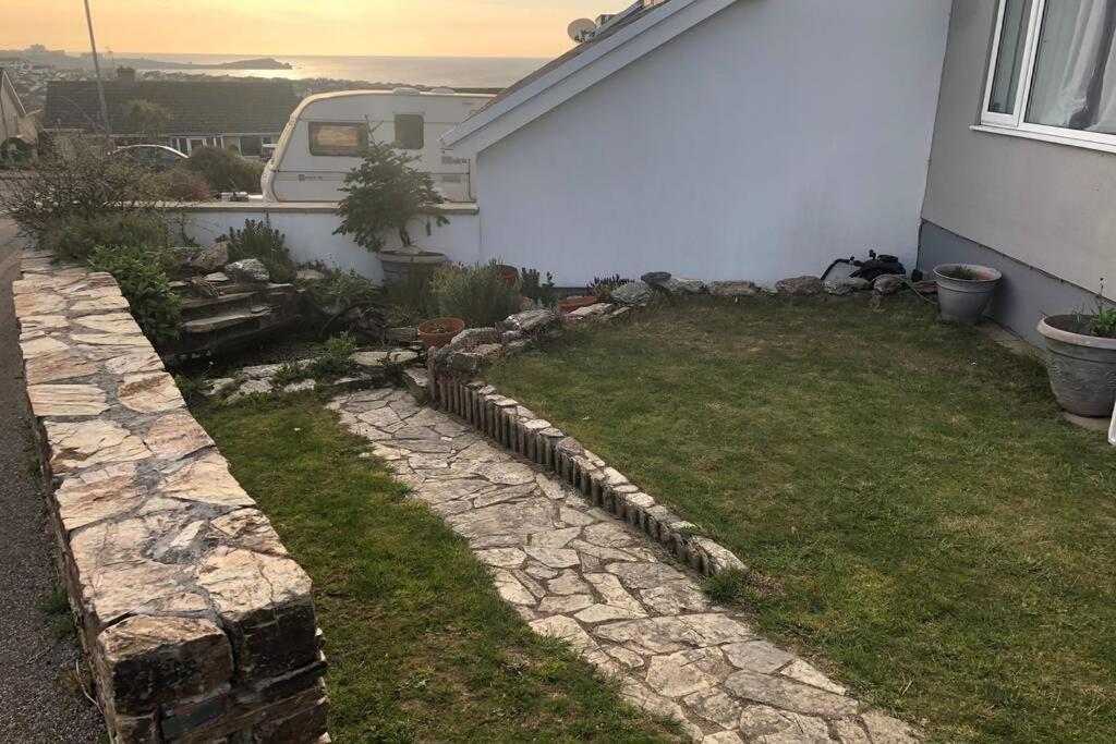Six By The Sea - 2 Bed House - A Little Something For Everyone Holiday home