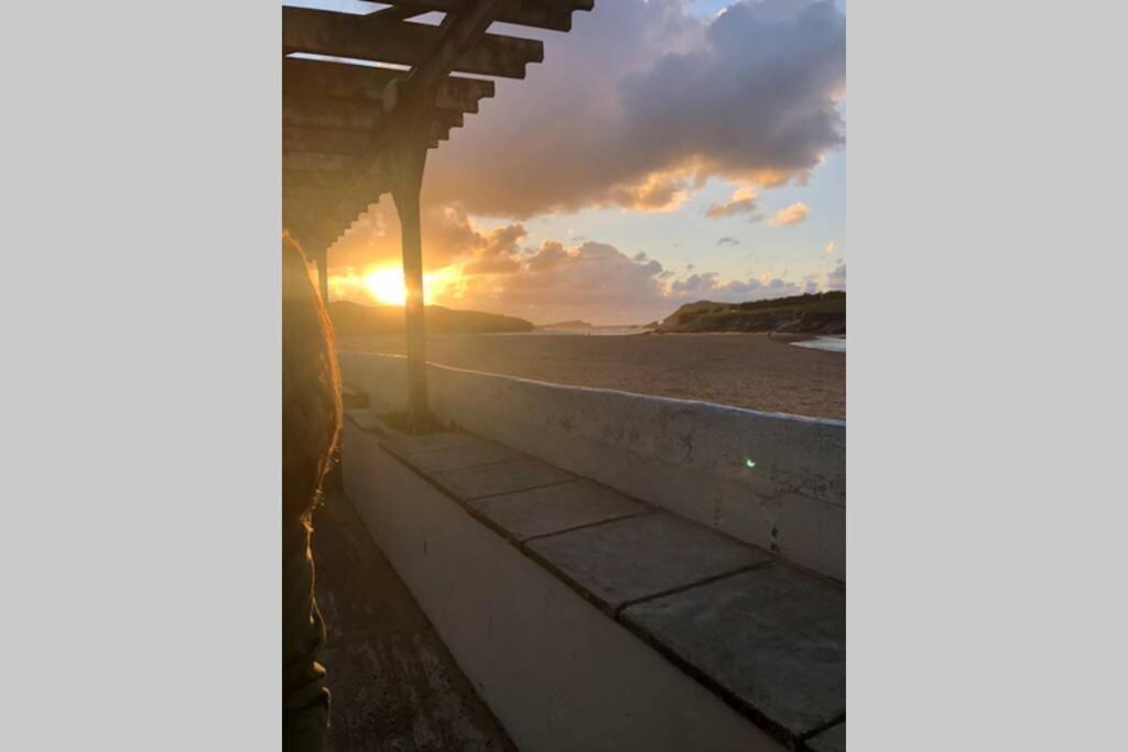 Six By The Sea - 2 Bed House - A Little Something For Everyone *